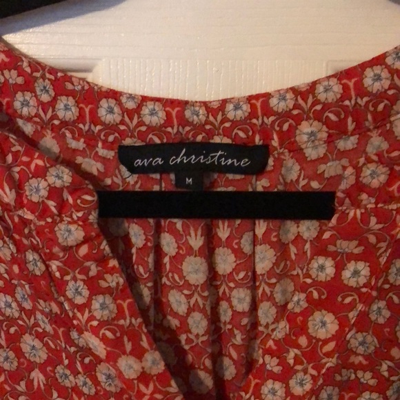 Floral Red Top - Picture 2 of 3